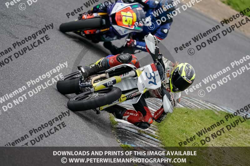 enduro digital images;event digital images;eventdigitalimages;lydden hill;lydden no limits trackday;lydden photographs;lydden trackday photographs;no limits trackdays;peter wileman photography;racing digital images;trackday digital images;trackday photos